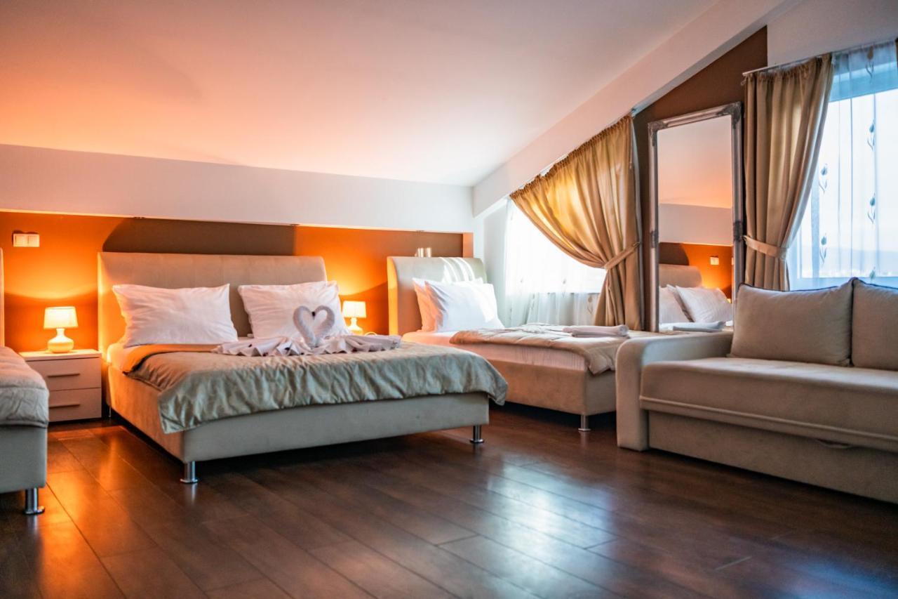 Hotel Oasis Gnojnice Bagian luar foto