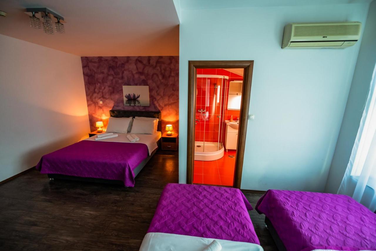 Hotel Oasis Gnojnice Bagian luar foto