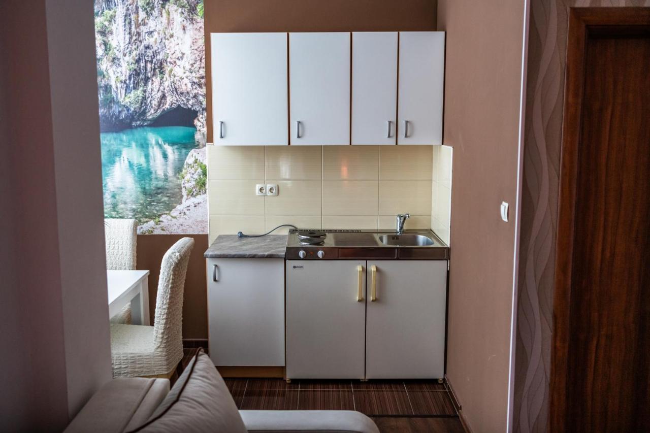 Hotel Oasis Gnojnice Bagian luar foto