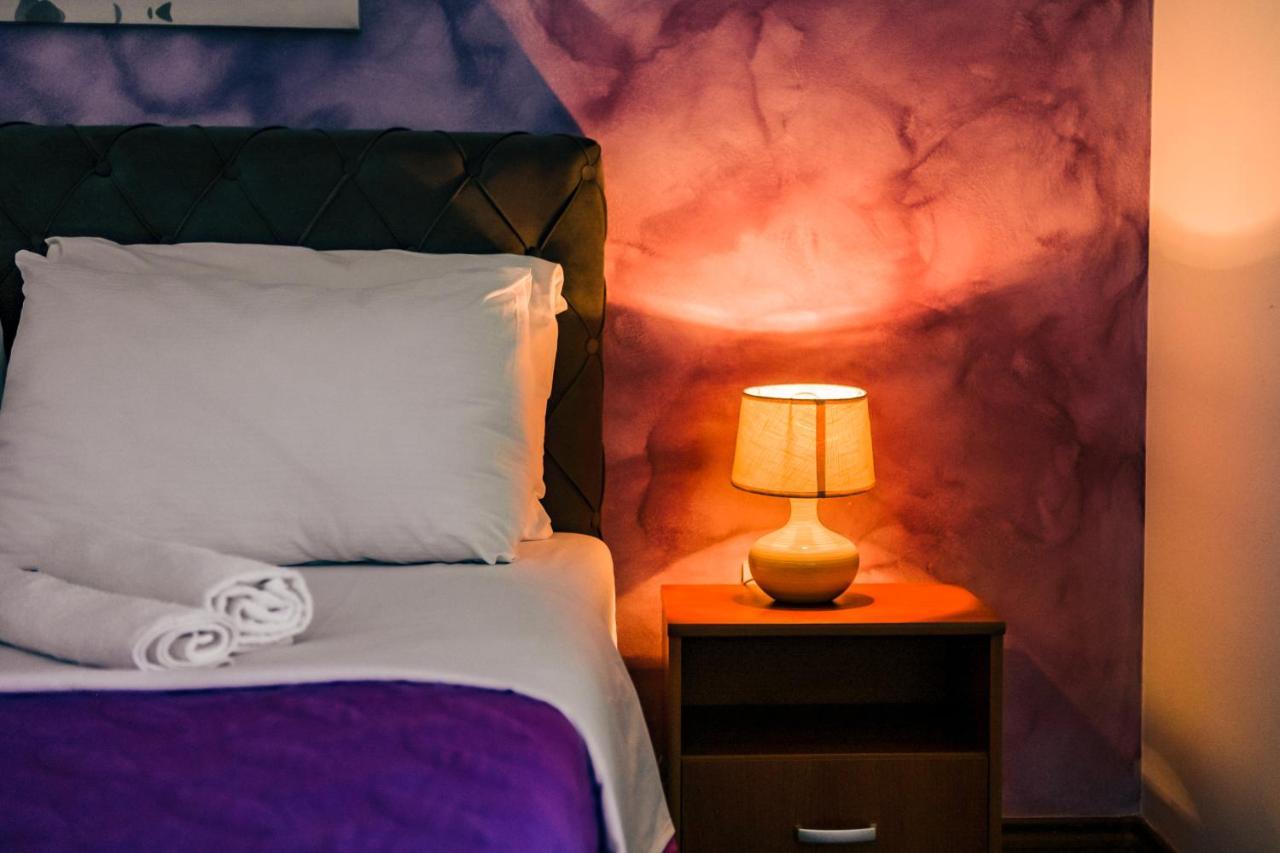 Hotel Oasis Gnojnice Bagian luar foto