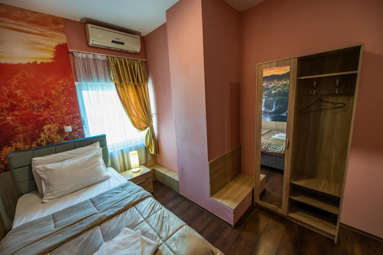 Hotel Oasis Gnojnice Bagian luar foto